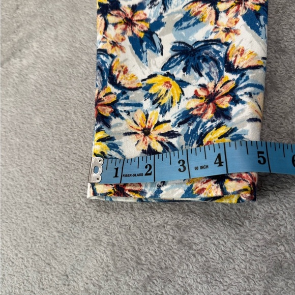 Truth & Theory floral Jeans Size 6 - Picture 8 of 8